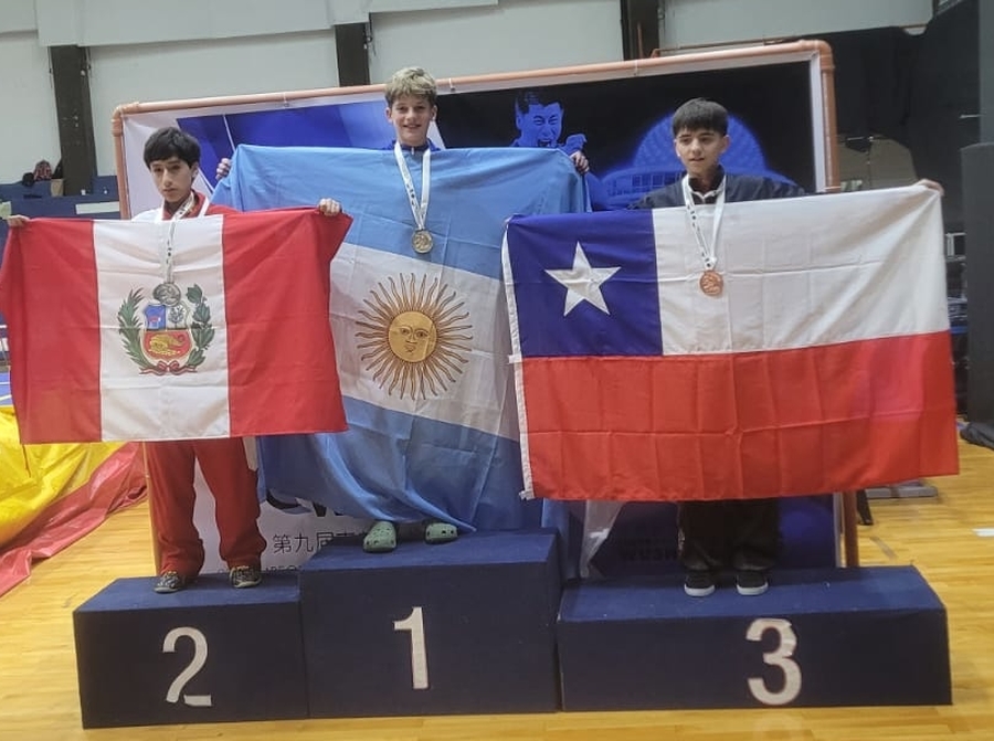 Son de Funes, tienen entre 9 y 14 años y la rompieron en el Sudamericano de una particular arte marcial china